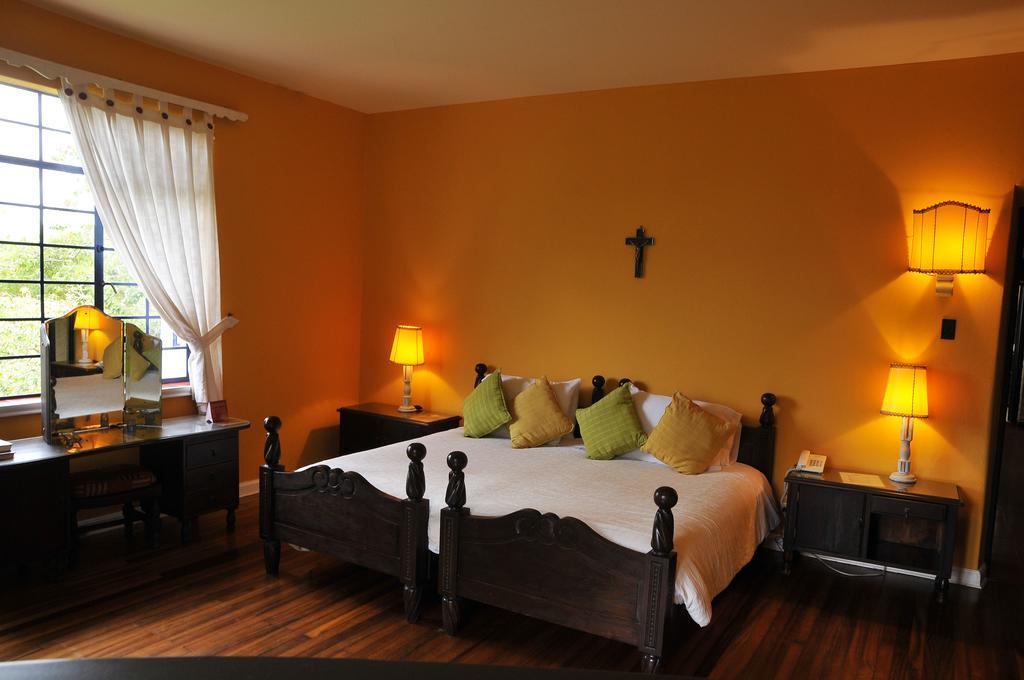 Finca El Refugio Hotel Spa ซาไซมา ภายนอก รูปภาพ